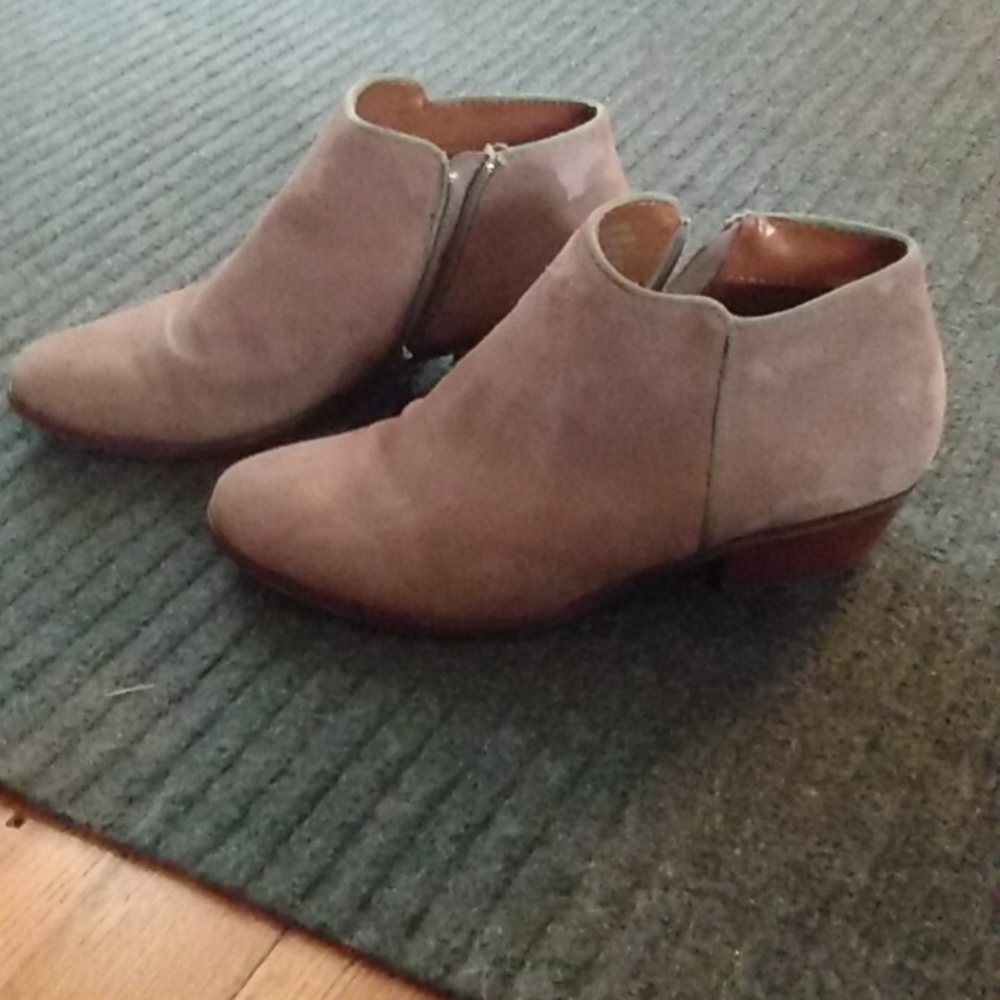 Crown Vintage Grey Suede Ankle Boots